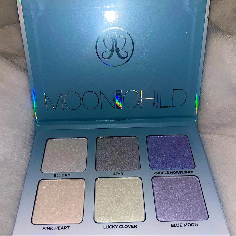 Anastasia Beverly Hills Moon Child Glow Kit ✨